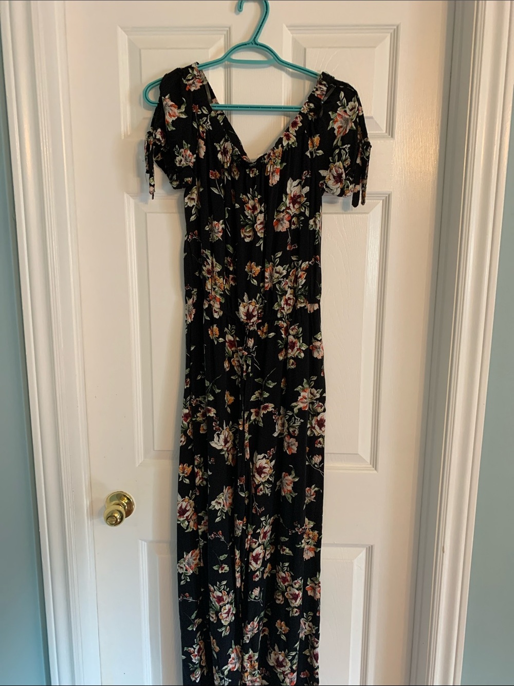Women's floral off-shoulder jumpsuit